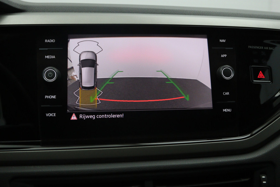 Volkswagen Polo 1.0 TSI Comfortline Business, Adap. Cruise Control, Climate Control, Carplay, Camera, Navigatie