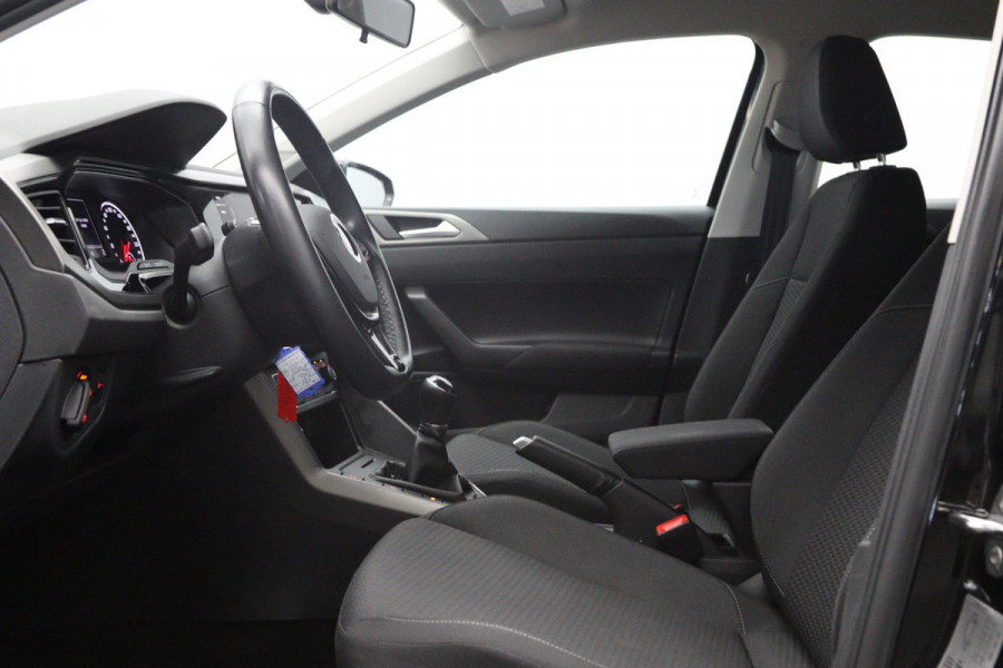 Volkswagen Polo 1.0 TSI Comfortline Business, Adap. Cruise Control, Climate Control, Carplay, Camera, Navigatie