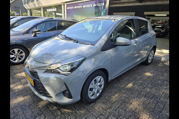 Toyota Yaris 1.5 VVT-i Active | 2E EIGENAAR | 3/6 OF 12 MND GARANTIE | CAMERA | AIRCO | NW APK |