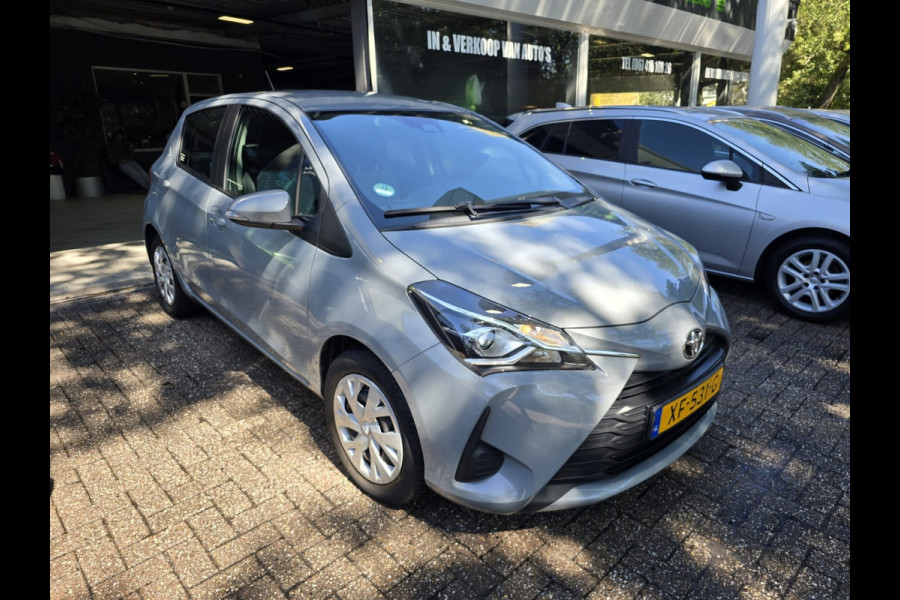 Toyota Yaris 1.5 VVT-i Active | 2E EIGENAAR | 3/6 OF 12 MND GARANTIE | CAMERA | AIRCO | NW APK |