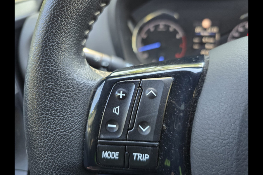 Toyota Yaris 1.5 VVT-i Active | 2E EIGENAAR | 3/6 OF 12 MND GARANTIE | CAMERA | AIRCO | NW APK |