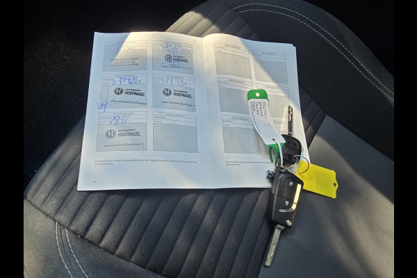 Toyota Yaris 1.5 VVT-i Active | 2E EIGENAAR | 3/6 OF 12 MND GARANTIE | CAMERA | AIRCO | NW APK |