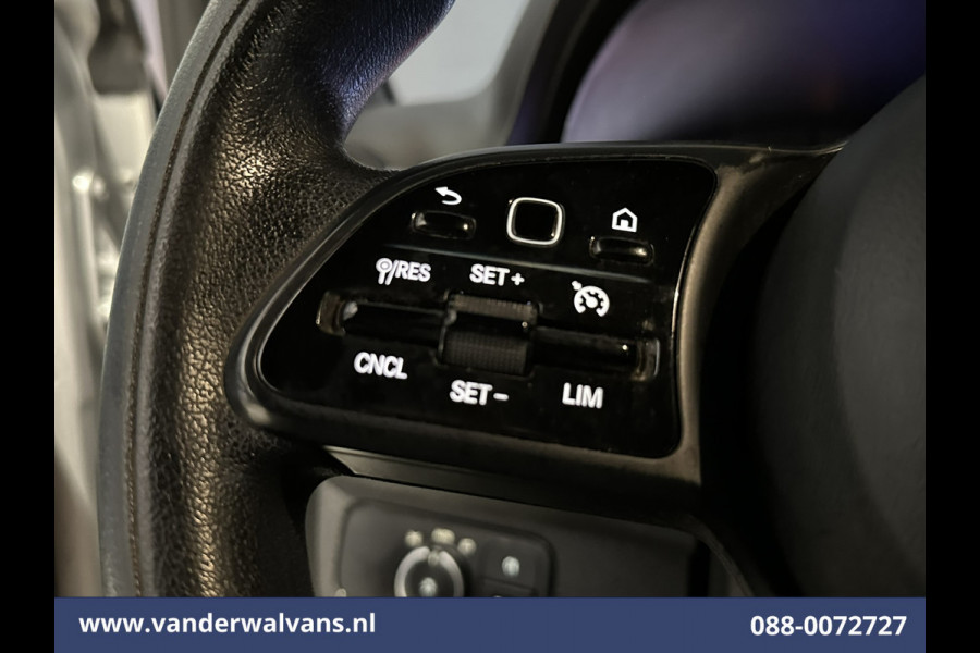 Mercedes-Benz Sprinter 317 CDI 170pk L3H2 Euro6 Airco | Camera | Navigatie | Cruisecontrol Parkeersensoren, Bijrijdersbank