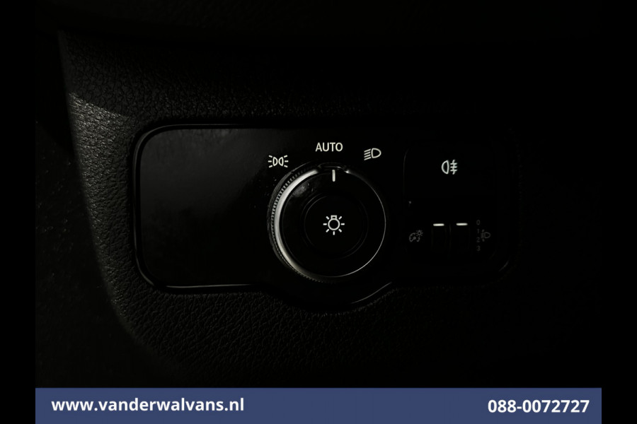 Mercedes-Benz Sprinter 317 CDI 170pk L3H2 Euro6 Airco | Camera | Navigatie | Cruisecontrol Parkeersensoren, Bijrijdersbank
