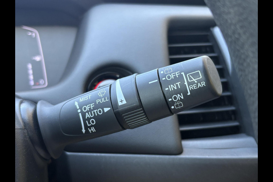 Honda Jazz 1.5 e:HEV Elegance | Stoelverwarming | Cruise control Adaptief | Camera | Android auto/Apple carplay |