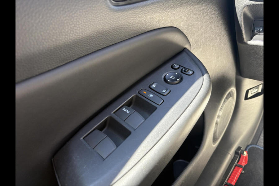 Honda Jazz 1.5 e:HEV Elegance | Stoelverwarming | Cruise control Adaptief | Camera | Android auto/Apple carplay |