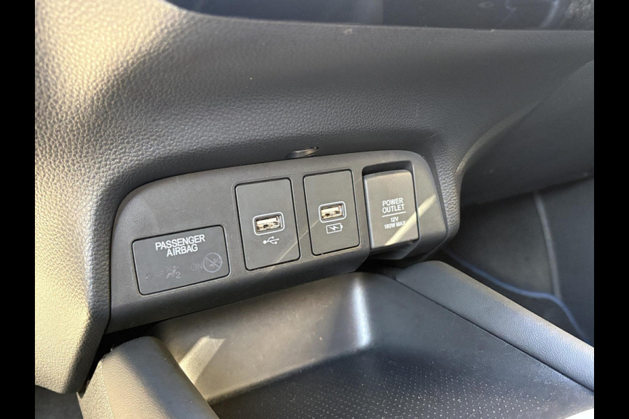 Honda Jazz 1.5 e:HEV Elegance | Stoelverwarming | Cruise control Adaptief | Camera | Android auto/Apple carplay |