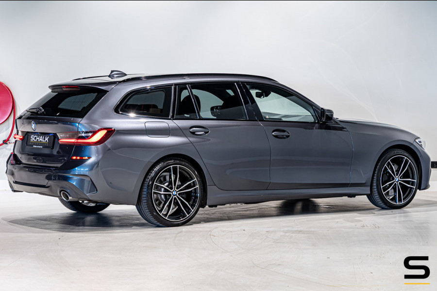 BMW 3 Serie Touring 330e Business Edition Plus|M-sport|1eig