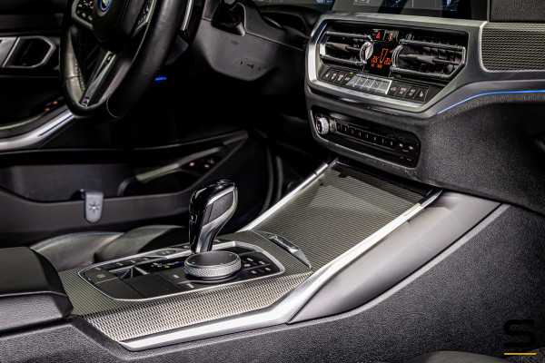 BMW 3 Serie Touring 330e Business Edition Plus|M-sport|1eig