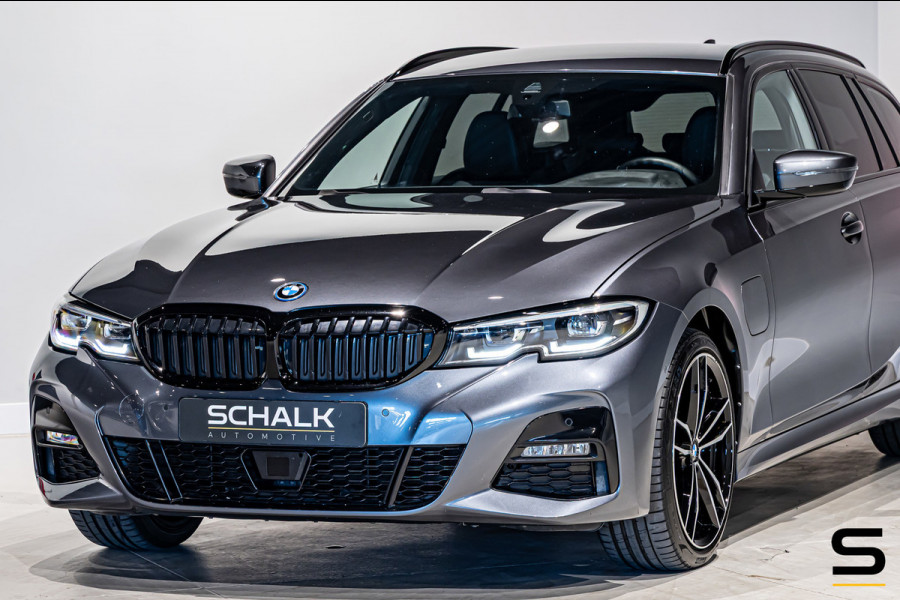 BMW 3 Serie Touring 330e Business Edition Plus|M-sport|1eig