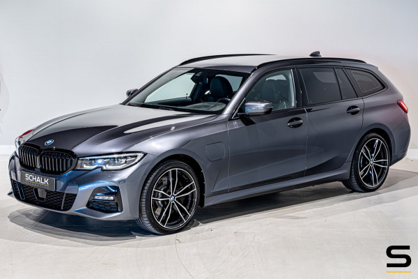 BMW 3 Serie Touring 330e Business Edition Plus|M-sport|1eig