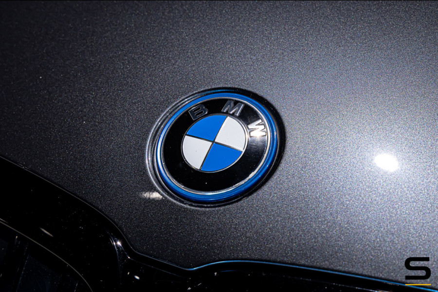 BMW 3 Serie Touring 330e Business Edition Plus|M-sport|1eig