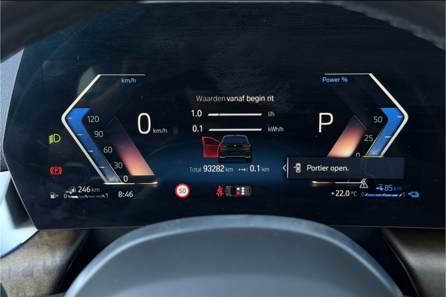 BMW 2 Serie Active Tourer 225e xDrive | Sportleder | M-Stuurwiel | Camera | Carplay