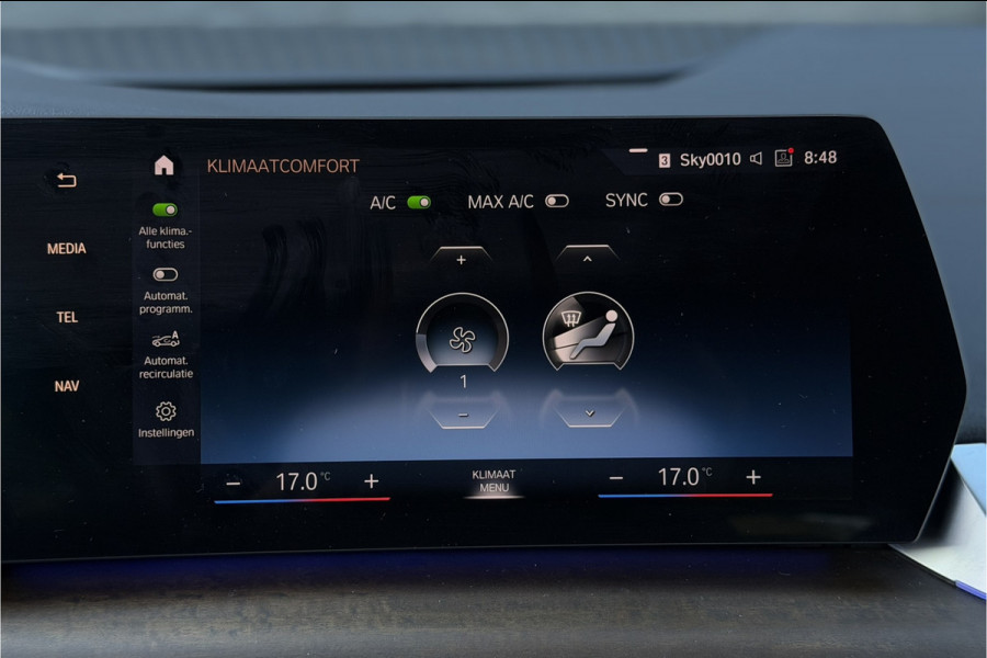 BMW 2 Serie Active Tourer 225e xDrive | Sportleder | M-Stuurwiel | Camera | Carplay