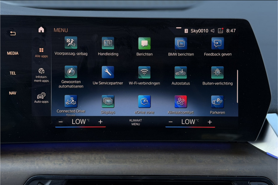 BMW 2 Serie Active Tourer 225e xDrive | Sportleder | M-Stuurwiel | Camera | Carplay