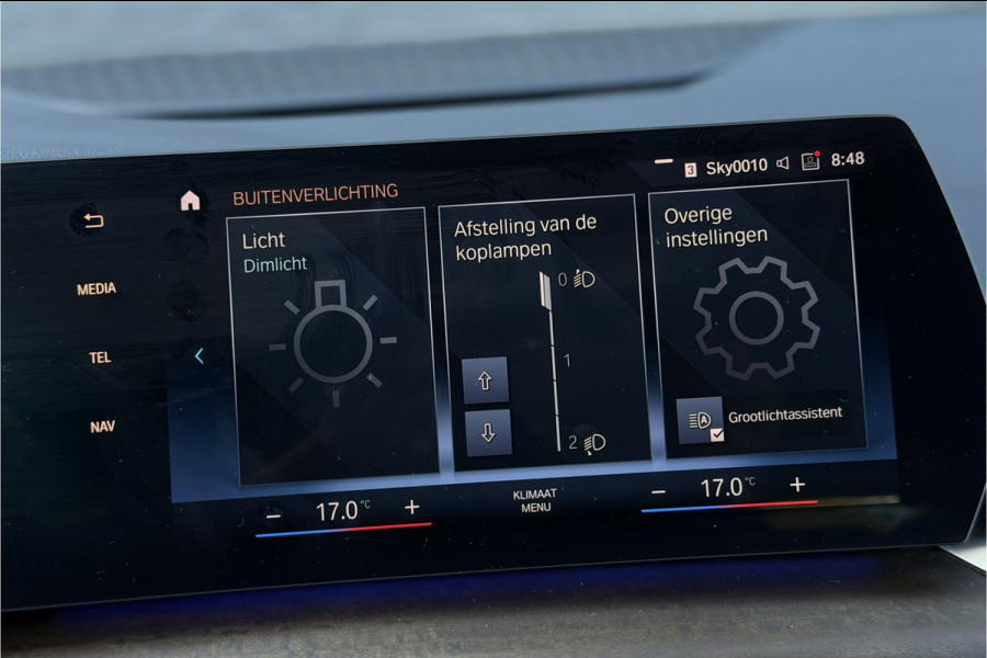 BMW 2 Serie Active Tourer 225e xDrive | Sportleder | M-Stuurwiel | Camera | Carplay