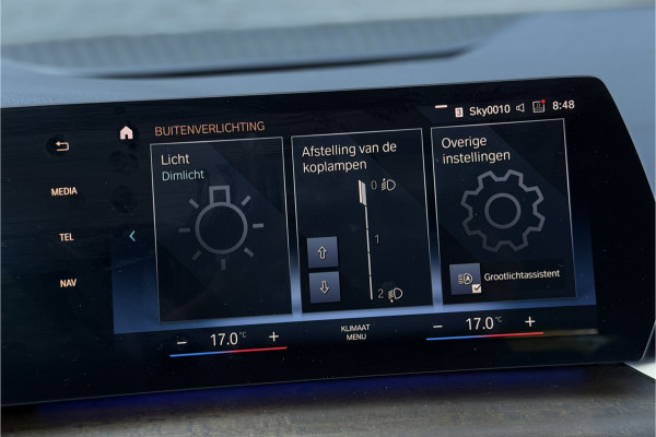 BMW 2 Serie Active Tourer 225e xDrive | Sportleder | M-Stuurwiel | Camera | Carplay