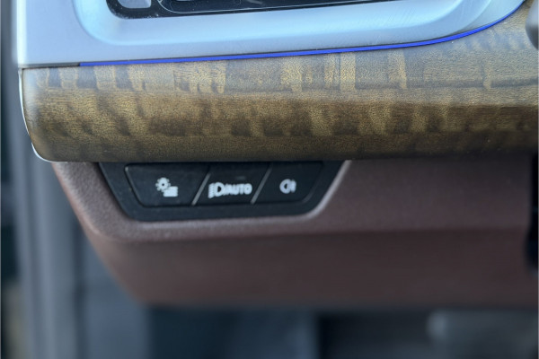 BMW 2 Serie Active Tourer 225e xDrive | Sportleder | M-Stuurwiel | Camera | Carplay