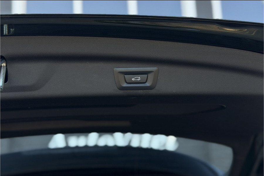 BMW 2 Serie Active Tourer 225e xDrive | Sportleder | M-Stuurwiel | Camera | Carplay