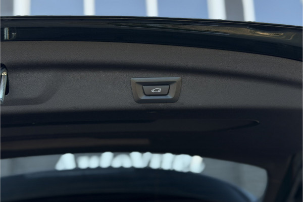 BMW 2 Serie Active Tourer 225e xDrive | Sportleder | M-Stuurwiel | Camera | Carplay