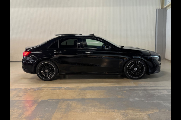 Mercedes-Benz A-Klasse 180 AMG Line | FACELIFT | NAP | PANO | NIGHT | AMBIANCE