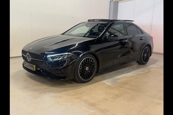 Mercedes-Benz A-Klasse 180 AMG Line | FACELIFT | NAP | PANO | NIGHT | AMBIANCE