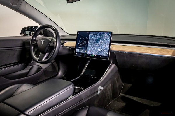 Tesla Model 3 Long Range AWD 75 kWh|NAP|Pano|Leder|Cam|E-stoel
