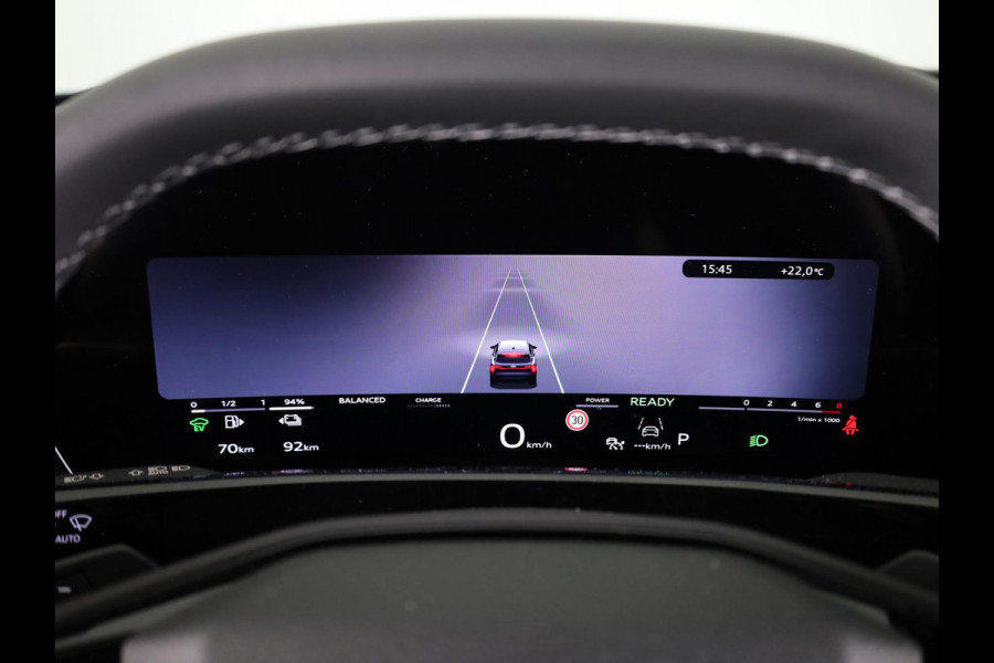 Audi Q3 Advanced edition e-hybrid 272 pk | Techniekpakket plus | S line interieur sportstoelen | Laadconcept compact | Privacy glas |