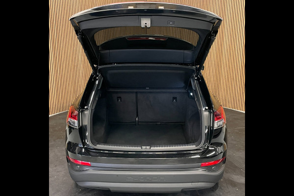 Audi Q4 e-tron 35|FULL BLACK EDITION|86% SOH|20''LMV|ACC|APPLE CARPLAY|STOELVERWARMING|NAVIGATIE|NL-AUTO|NAP|1e EIGENAAR|MARGE|