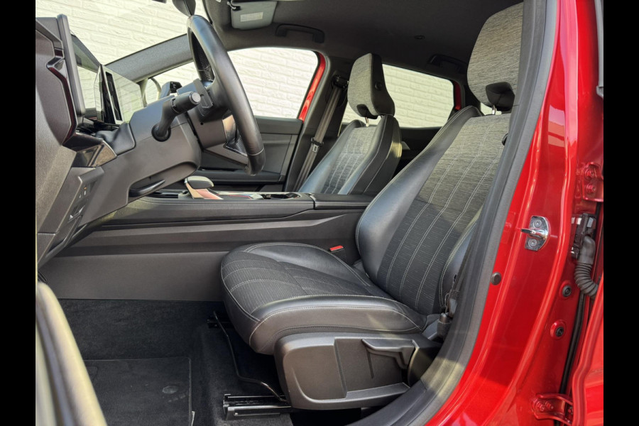 Renault Austral 1.3 mild hybrid Automaat Climate control Cruise control Navi Apple Android DAB Achteruitrijcamera