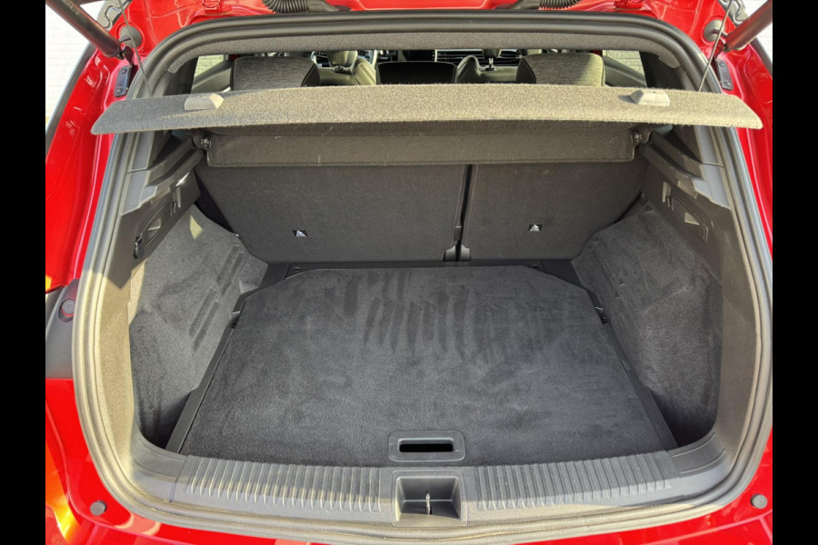 Renault Austral 1.3 mild hybrid Automaat Climate control Cruise control Navi Apple Android DAB Achteruitrijcamera