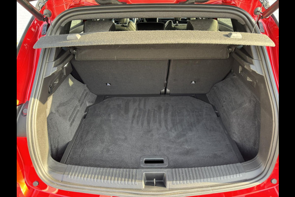 Renault Austral 1.3 mild hybrid Automaat Climate control Cruise control Navi Apple Android DAB Achteruitrijcamera