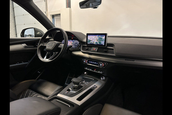 Audi Q5 55 367pk S-Line | Luchtvering | #RS Leder | Camera | Virtual | Keyless | Trekhaak 1750kg | Quantum Grijs | 3-Zone Clima. | Mw.Pr; 87848,=.