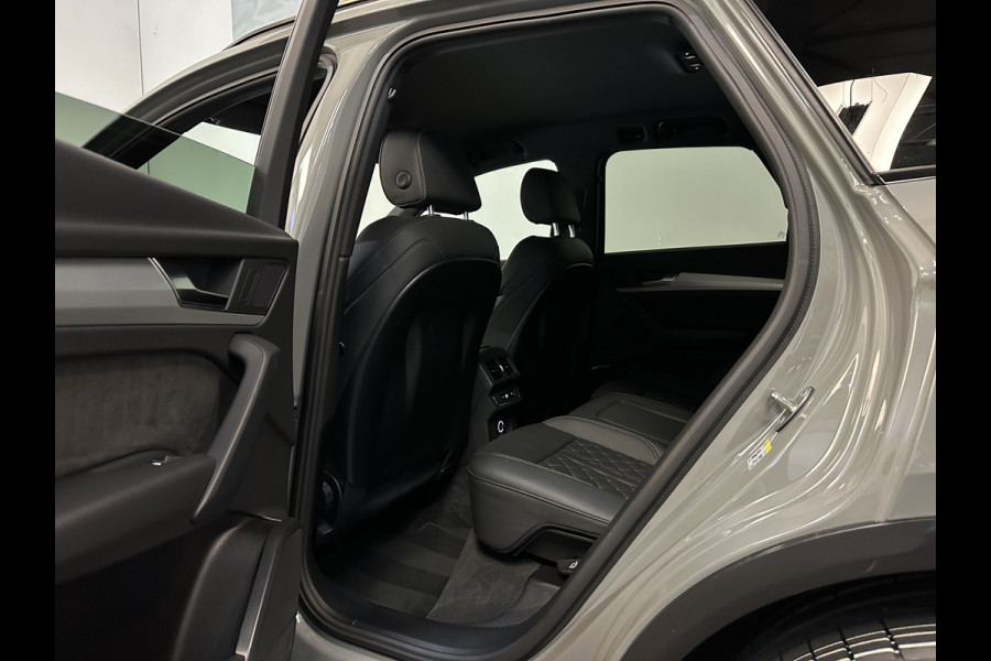Audi Q5 55 367pk S-Line | Luchtvering | #RS Leder | Camera | Virtual | Keyless | Trekhaak 1750kg | Quantum Grijs | 3-Zone Clima. | Mw.Pr; 87848,=.