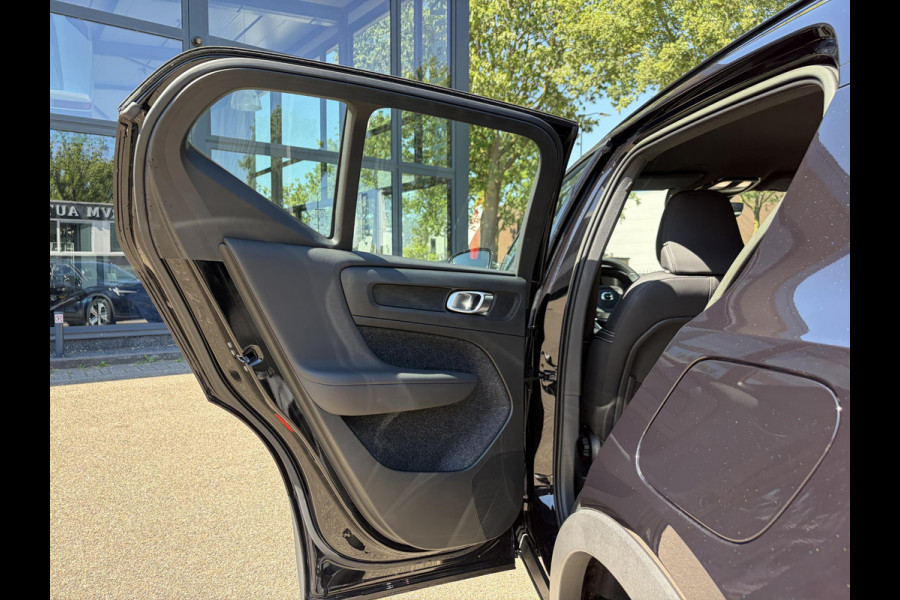 Volvo XC40 Core Recharge Pure Electric 2WD SOH 98% | STOEL STUUR VERWARMING | RIJKLAAR MET 12 MND BOVAG GARANTIE | ACHTERUITRIJCAMERA | CRUISE |