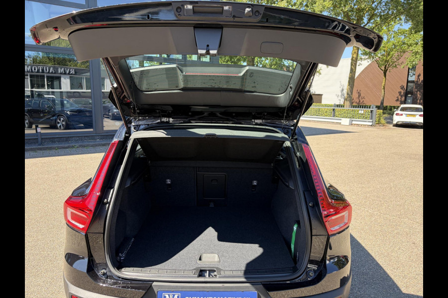 Volvo XC40 Core Recharge Pure Electric 2WD SOH 98% | STOEL STUUR VERWARMING | RIJKLAAR MET 12 MND BOVAG GARANTIE | ACHTERUITRIJCAMERA | CRUISE |