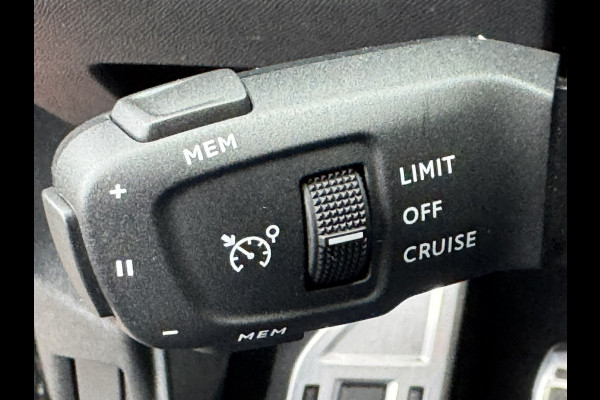 Peugeot 3008 1.2 PureTech Allure Cruise Climate Camera Dodehoekdetectie Navigatie