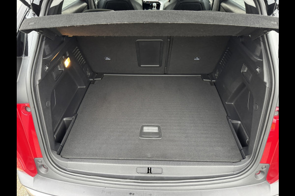 Peugeot 3008 1.2 PureTech Allure Cruise Climate Camera Dodehoekdetectie Navigatie