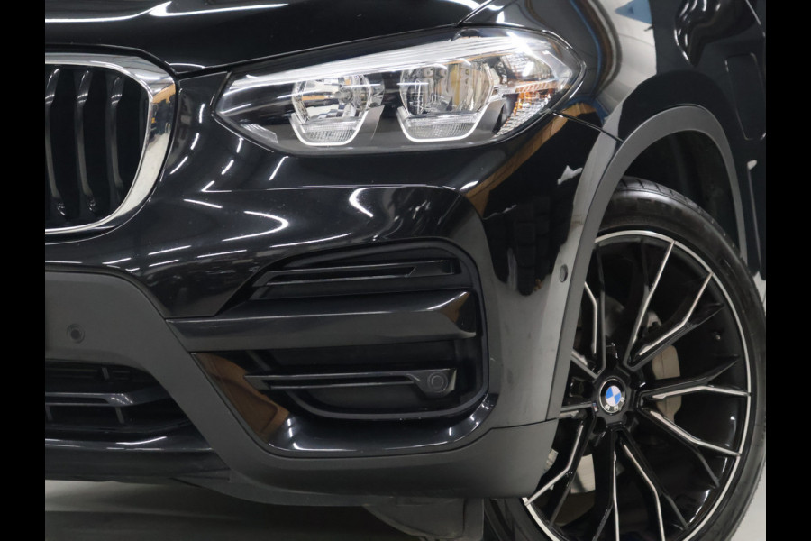 BMW X3 xDrive30e High Executive [SCHUIFKANTELDAK, APPLE CARPLAY, ANDROID, STOELVERWARMING, VOL LEDER, ELEKTRISCHE ACHTERKLEP, PDC V+A, CRUISE CONTROL, GROOT NAVIGATIE, 3-ZONE CLIMATE, DIGITAL DASH, NIEUWSTAAT]