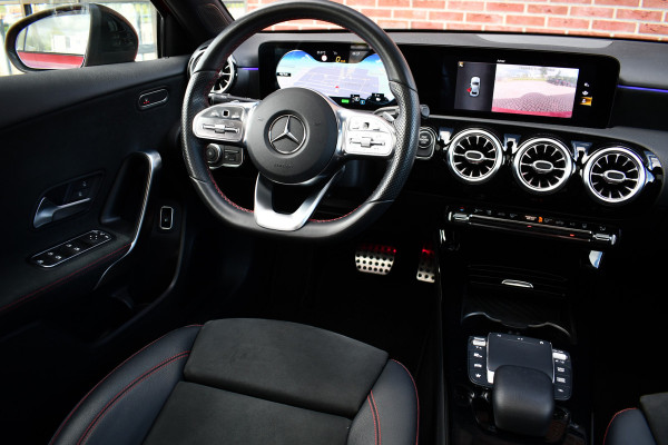 Mercedes-Benz A-Klasse 250 e AMG Line Pano Night Carplay Camera