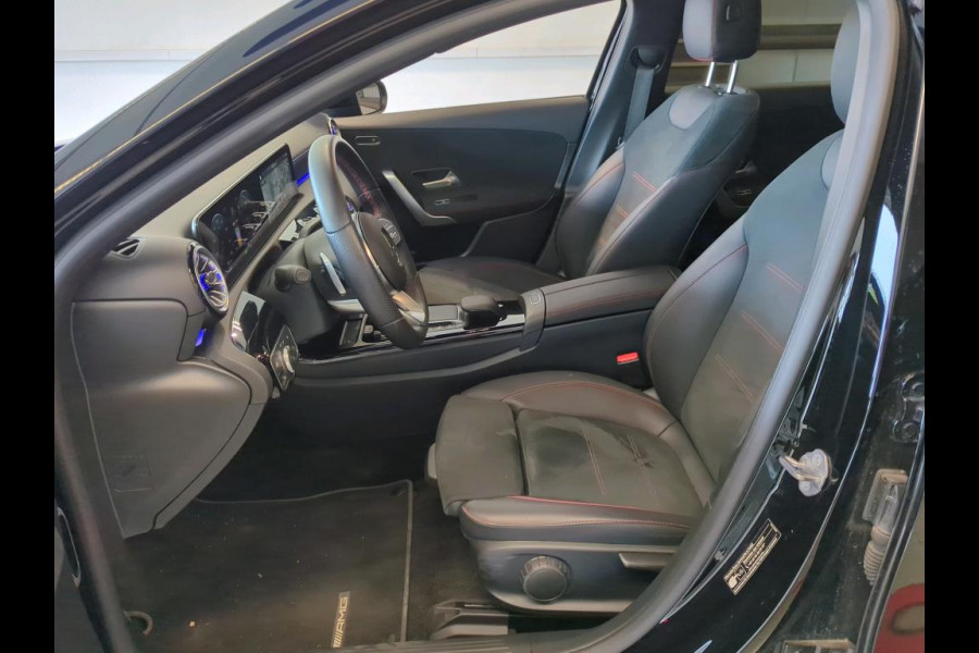Mercedes-Benz A-Klasse 250 e AMG Line Pano Night Carplay Camera