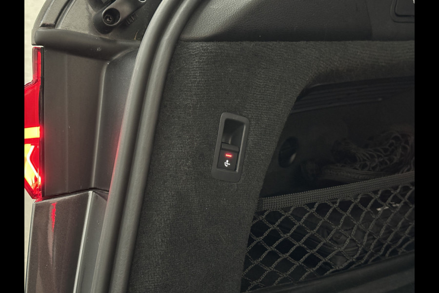 Audi A6 Avant 55 TFSI e Quattro Competition S-Line | #RS-Stoelen | Panorama | Soft-Close | 360 Camera | B&O Sound | ACC | Keyless-Entry | 4-Zone Clima | Trekhaak | Matrix-LED | Leder-Pakket | Sfeerverlichting | 20'' | Memory | Stuurverwarming | Carplay |