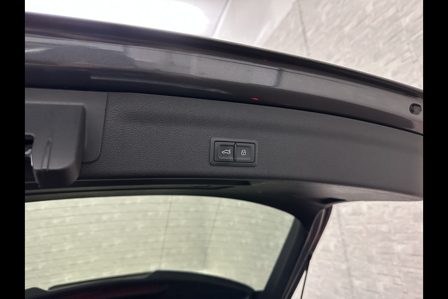 Audi A6 Avant 55 TFSI e Quattro Competition S-Line | #RS-Stoelen | Panorama | Soft-Close | 360 Camera | B&O Sound | ACC | Keyless-Entry | 4-Zone Clima | Trekhaak | Matrix-LED | Leder-Pakket | Sfeerverlichting | 20'' | Memory | Stuurverwarming | Carplay |