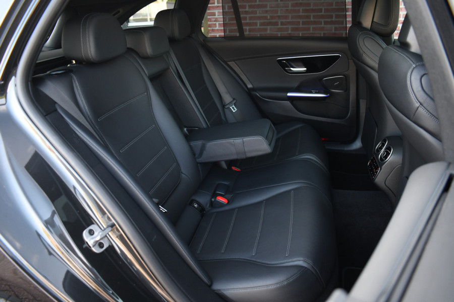 Mercedes-Benz C-Klasse Estate 300 e AMG Line Distronic Night Leder laser-LED