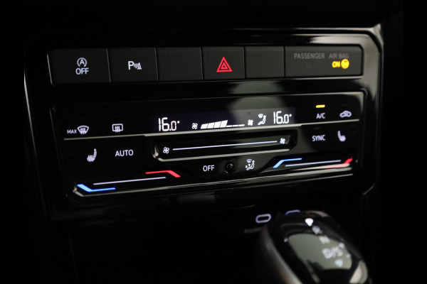 Volkswagen T-Cross 1.5 TSI Style Business R 150PK | Automaat (DSG) | Camera | Keyless entry | Digitaal dashboard