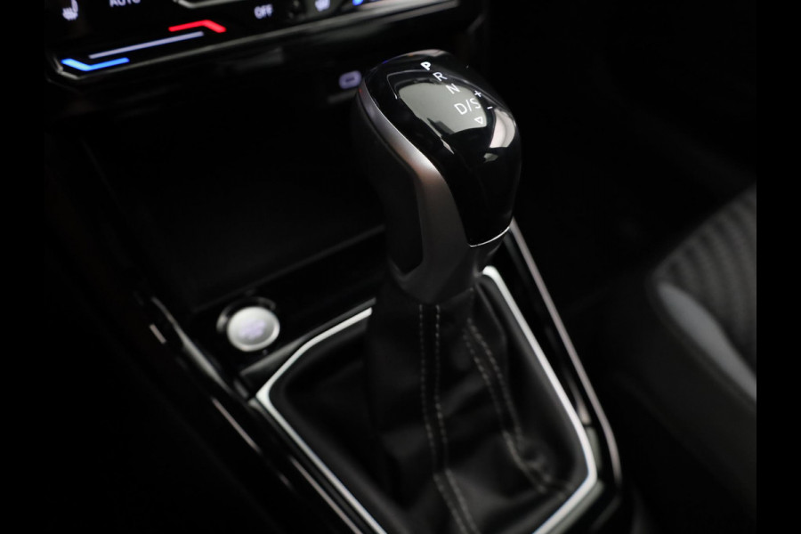 Volkswagen T-Cross 1.5 TSI Style Business R 150PK | Automaat (DSG) | Camera | Keyless entry | Digitaal dashboard