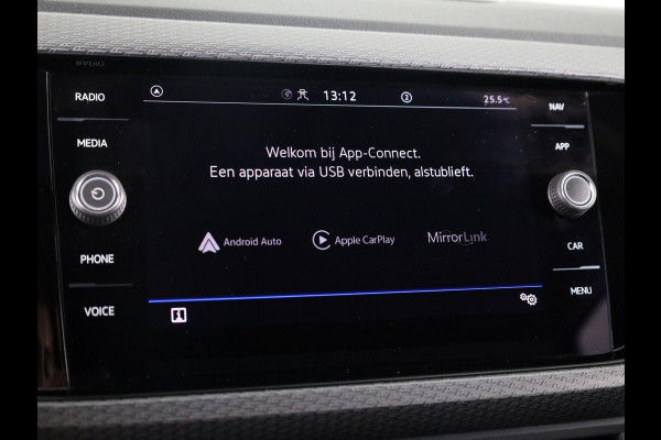 Volkswagen T-Cross 1.5 TSI Style Business R 150PK | Automaat (DSG) | Camera | Keyless entry | Digitaal dashboard