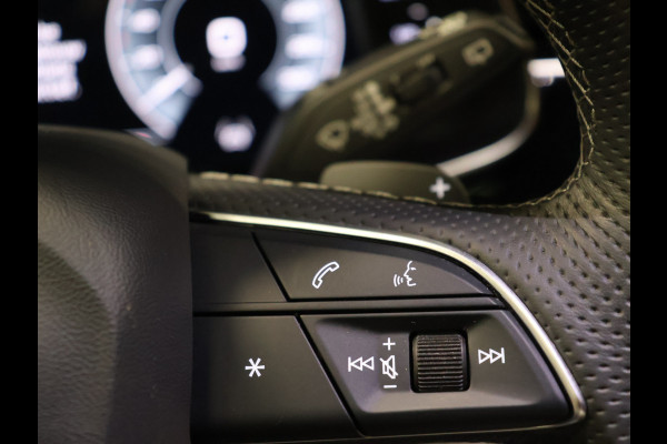 Audi Q7 60 TFSI e quattro Competition [SCHUIFKANTELDAK, RS ZETELS, APPLE CARPLAY, TREKHAAK, MEMORY SEATS, STOELVERWARMING V+A, DIGITAL DASH, HEAD-UP, BOSE, STOELVENTILATIE, MASSAGE, HD MATRIX LED, 360 CAMERA, ELEKTRISCHE ACHTERKL