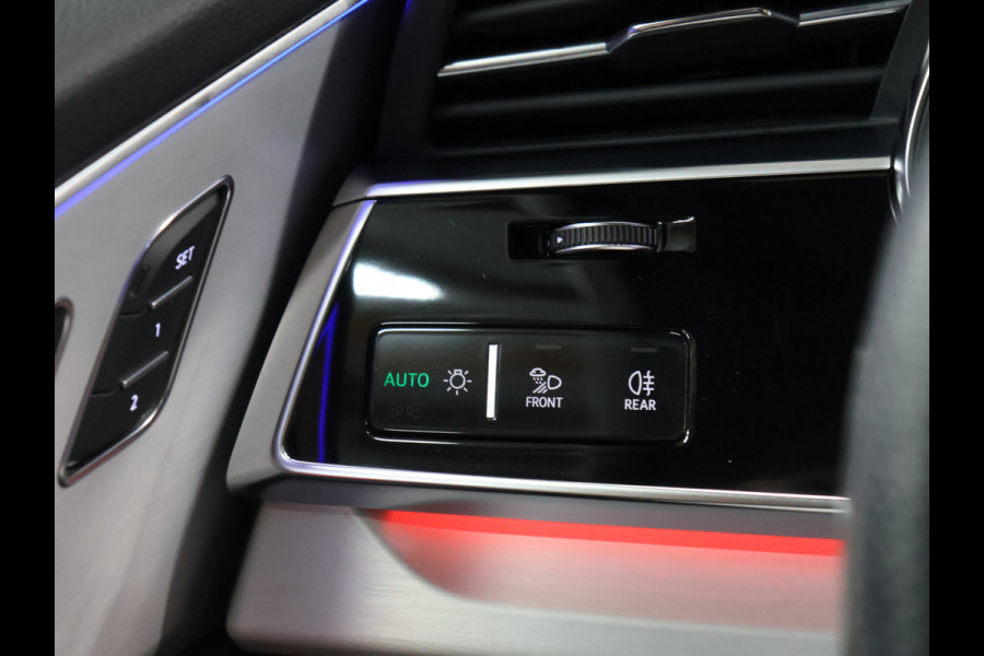 Audi Q7 60 TFSI e quattro Competition [SCHUIFKANTELDAK, RS ZETELS, APPLE CARPLAY, TREKHAAK, MEMORY SEATS, STOELVERWARMING V+A, DIGITAL DASH, HEAD-UP, BOSE, STOELVENTILATIE, MASSAGE, HD MATRIX LED, 360 CAMERA, ELEKTRISCHE ACHTERKL