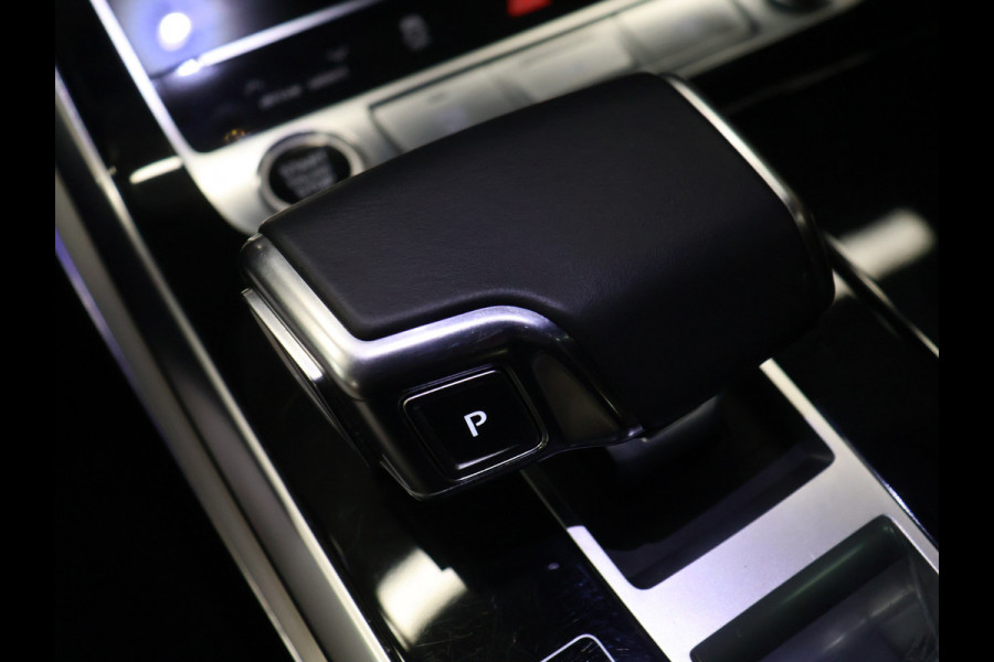 Audi Q7 60 TFSI e quattro Competition [SCHUIFKANTELDAK, RS ZETELS, APPLE CARPLAY, TREKHAAK, MEMORY SEATS, STOELVERWARMING V+A, DIGITAL DASH, HEAD-UP, BOSE, STOELVENTILATIE, MASSAGE, HD MATRIX LED, 360 CAMERA, ELEKTRISCHE ACHTERKL
